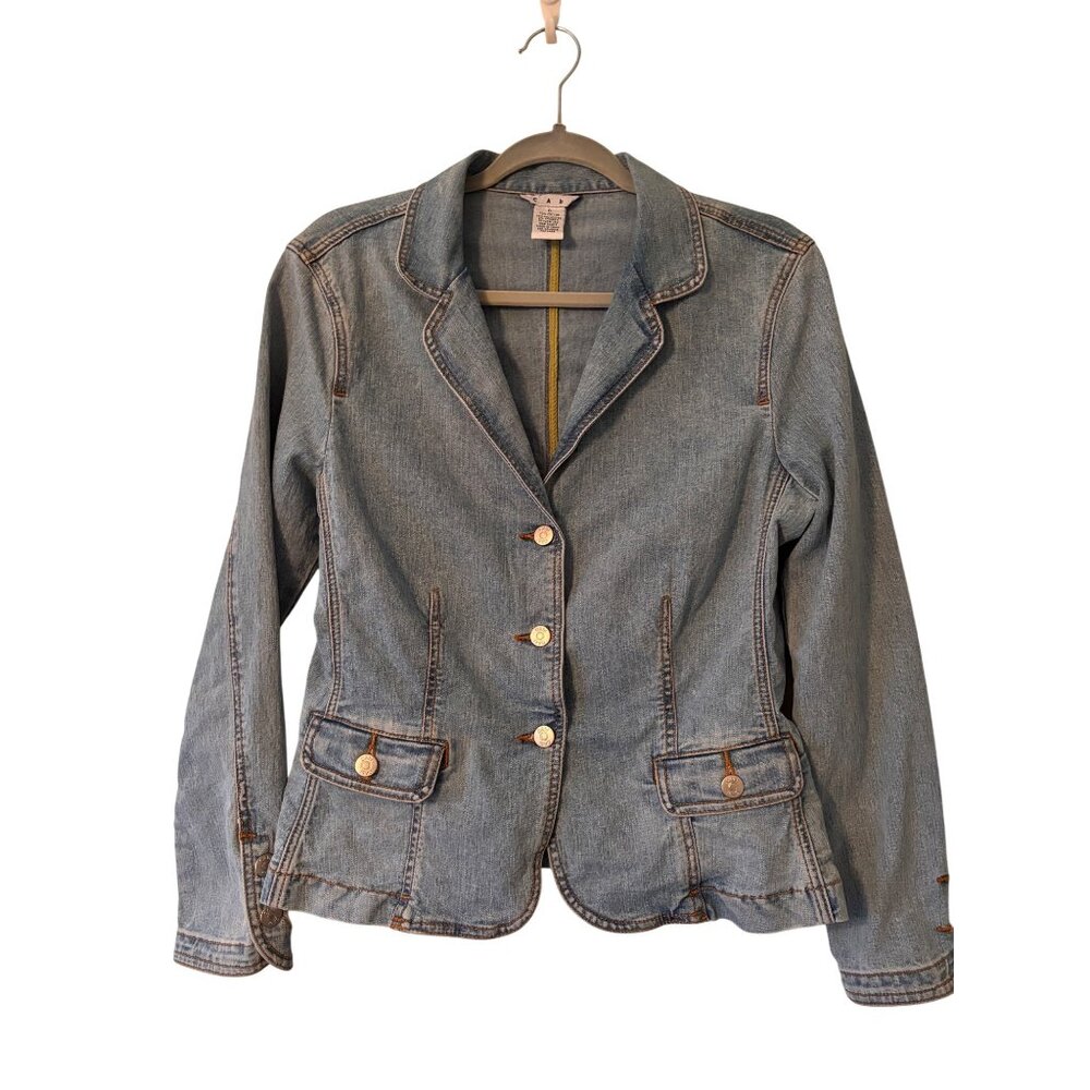 Cabi Womens Denim Blazer Jacket Size 6 Button Front Cotton Witn Pockets